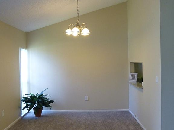 5th image of 410 The Place Ct APT A11