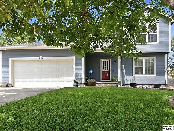 4th image of 1404 Durham Dr