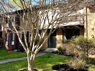5 Briardale Ct, Derwood, MD 20855