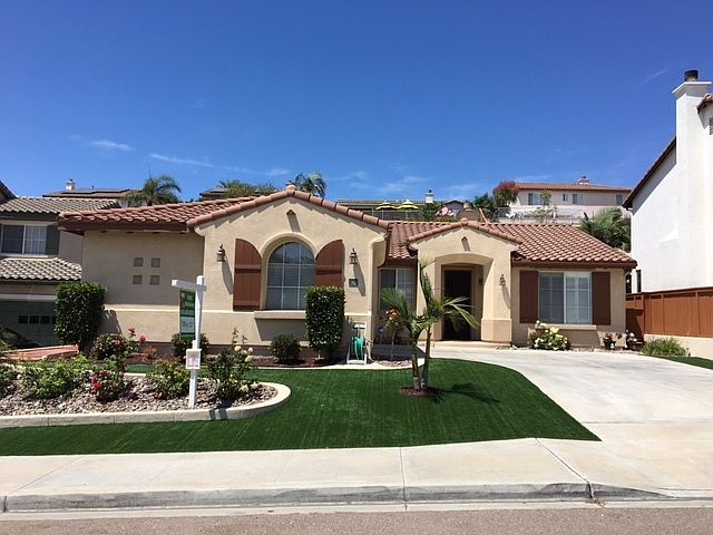 1st image of 676 El Portal Dr
