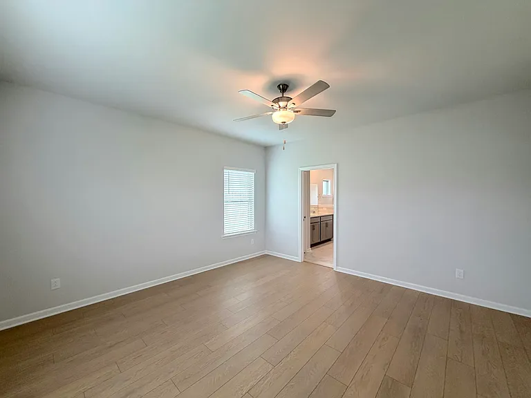 131 Clift Creek Dr — Photo 18