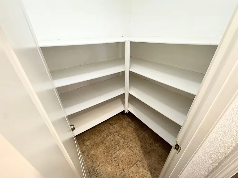 44341 Camellia St — Photo 10