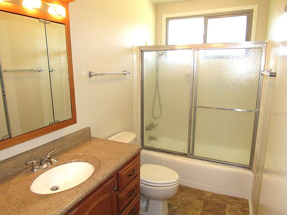 5th image of 1840 E Palmyra Ave #1840