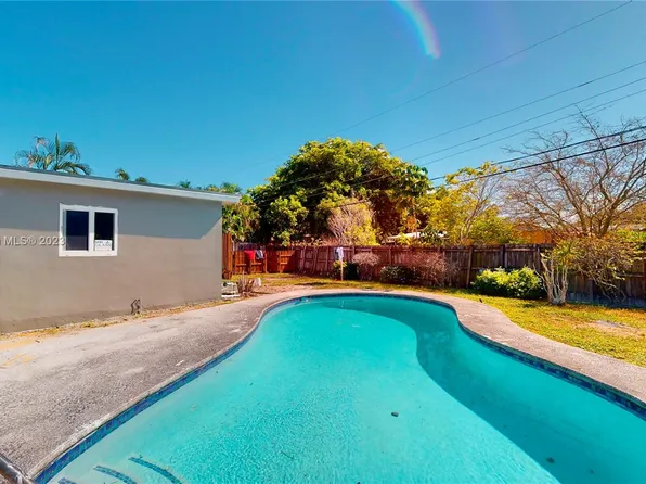 1832 NE 51st Ct, Pompano Beach, FL 33064