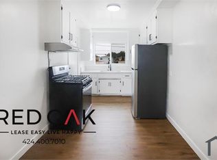 1618 W 83rd St #8, Los Angeles, CA 90047