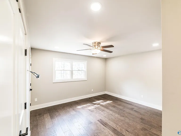 8013 Tea Garden Rd SE — Photo 26