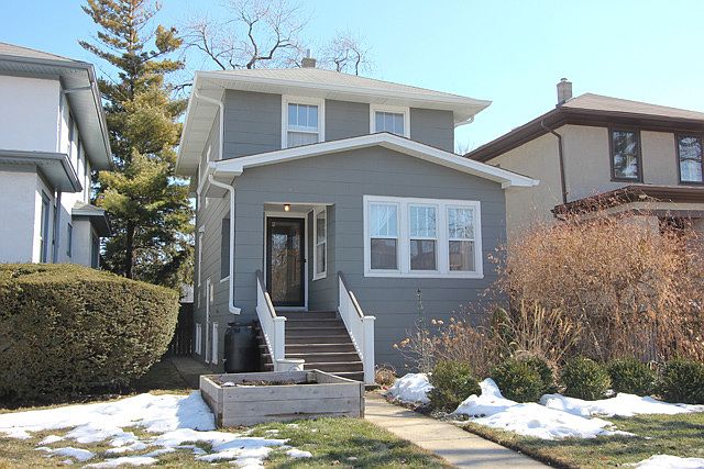 1st image of 1124 N Harvey Ave