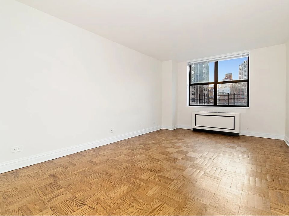 1st image of 215 W 95th St #3O
