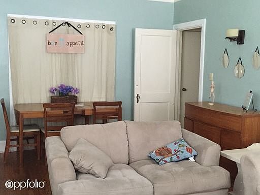 2nd image of 1021 SW 3rd Ave