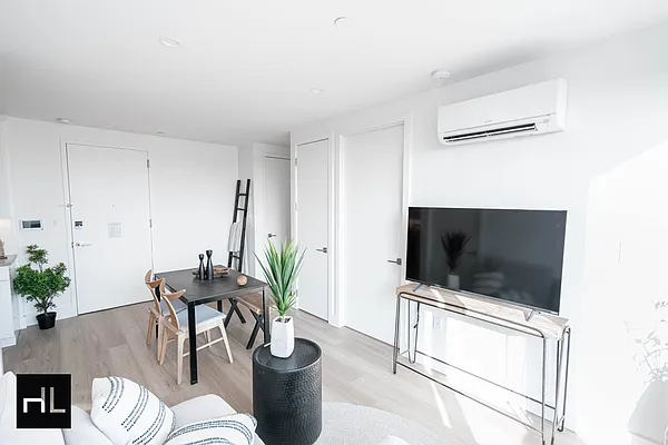 Rented by Highline Residential | media 69