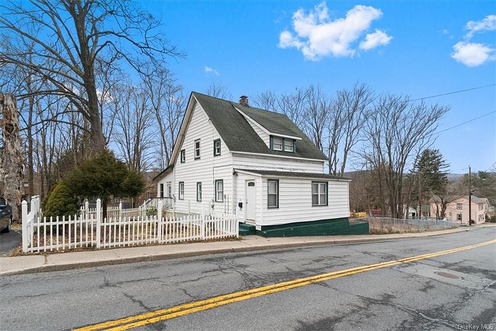271 Canal Street, Ellenville, NY 12428 Zillow