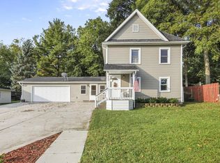 307 Prairie St, Lodi, WI 53555