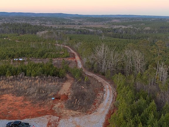 5th image of 723 Brown Creek Rd