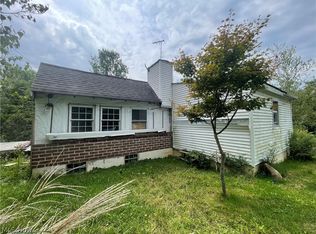 5012 S Ridge Rd E, Geneva, OH 44041