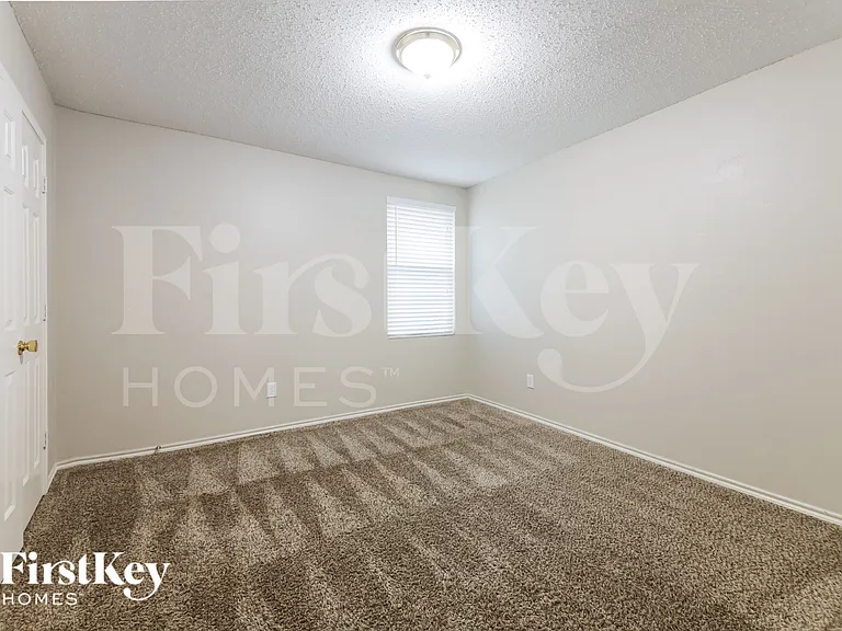 3716 Mariner St — Photo 16