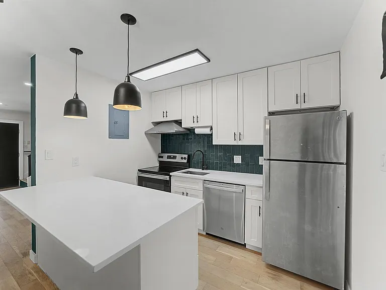 3806 Southridge Dr #4 — Photo 7