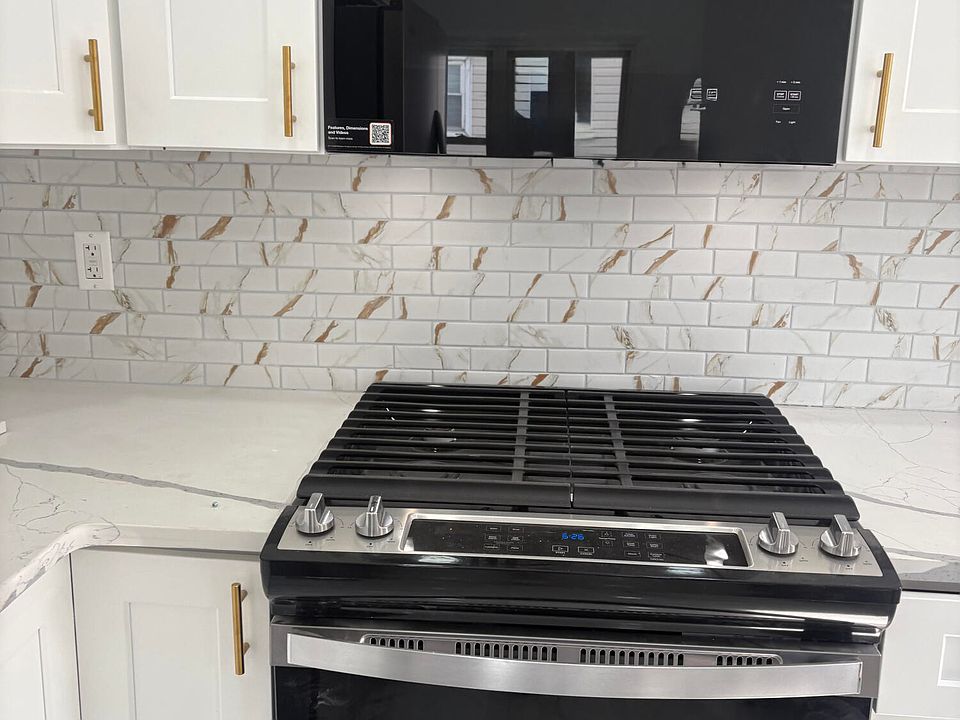 1st image of 25 Menlo Avenue