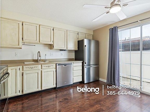 4th image of 4310 S Abbey Ct