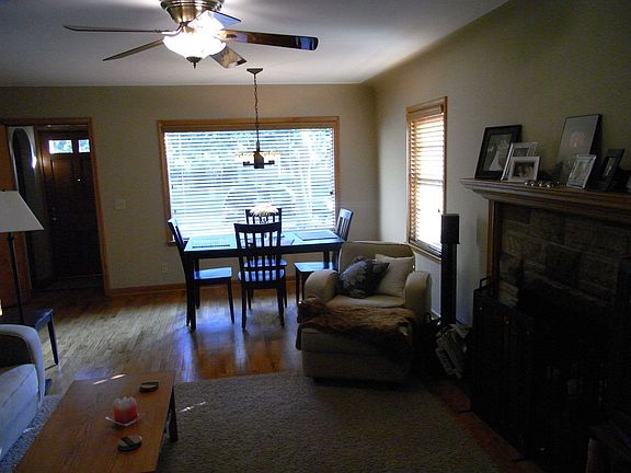 2nd image of 1514 W Ionia St