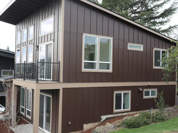 12907 SE Ridgecrest Rd, Happy Valley, OR 97086