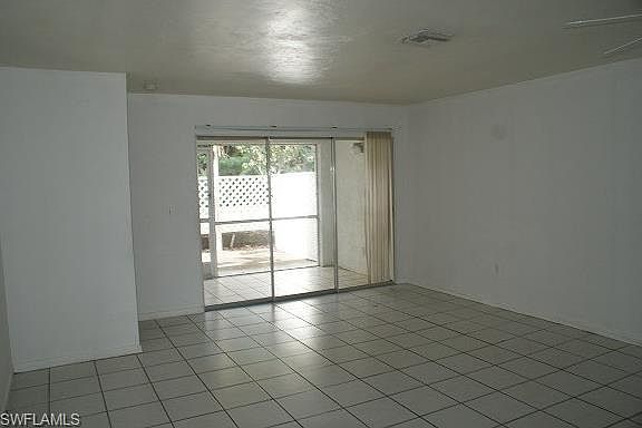 2nd image of 330 SE 16th Pl