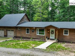251 Pisgah Heights Dr, West Jefferson, NC 28694