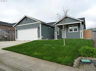 143 Grayson St, Roseburg, OR 97471