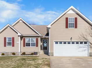 1157 Snoopy Dr, Clarksville, TN
