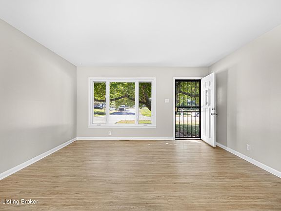 5th image of 2133 Peabody Ln