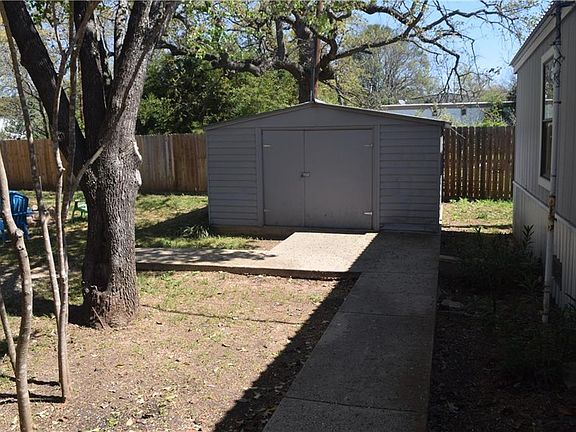 5th image of 124 Mohon Dr