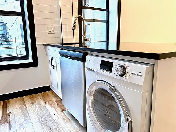 3rd image of 530 W 147th St APT 54