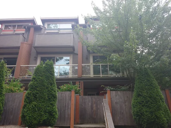 2340B 44th Ave SW, Seattle, WA 98116