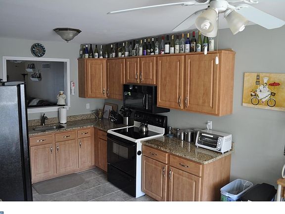 4th image of 258 Palermo Dr