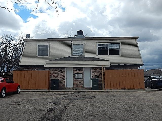 1st image of 2304 Wales Cir APT C