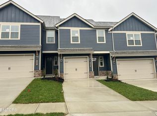 1202 Mountain Quail Cir, Maryville, TN 37801