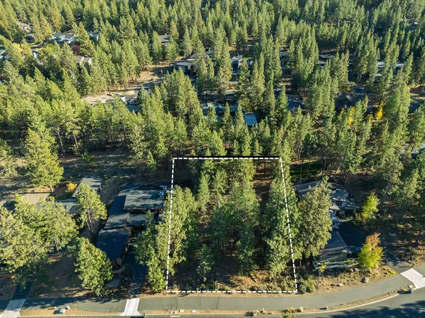61464 Meeks Trl, Bend, OR 97702