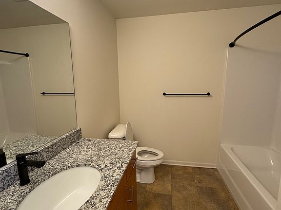 2nd image of 7639 Sylvan Towne Dr #211
