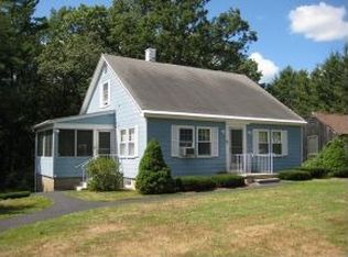 25 Hale Ave, Hooksett, NH 03106