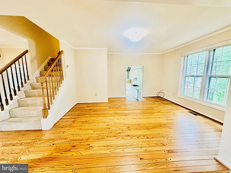 9124 Wandering Trail Dr — Photo 2