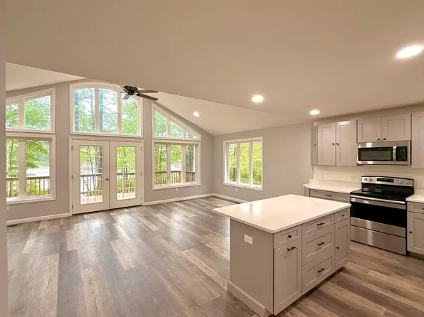 238 Sherbert Rd, Ashburnham, MA 01430