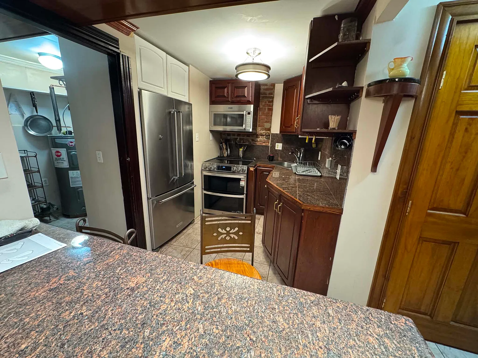 2 bed, $2,500 — Photo 2