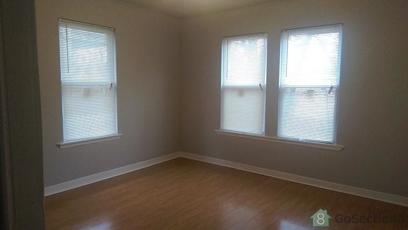 2nd image of 4001 Barrington Rd APT 1