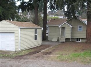 1122 N Cambrian Ave, Bremerton, WA 98312