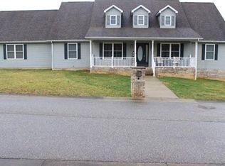 8600 Poplar Ridge Dr, Flatwoods, KY 41139