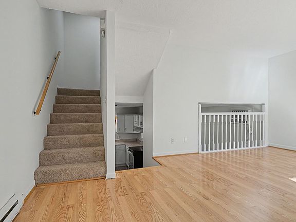3rd image of 101 N Orr Dr APT 6