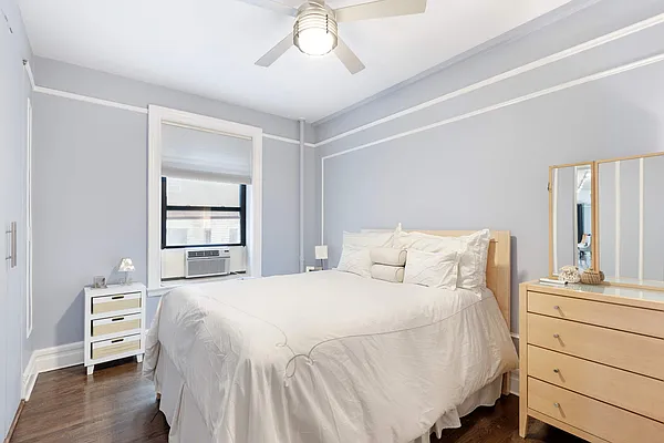 Sold by Compass | media 6