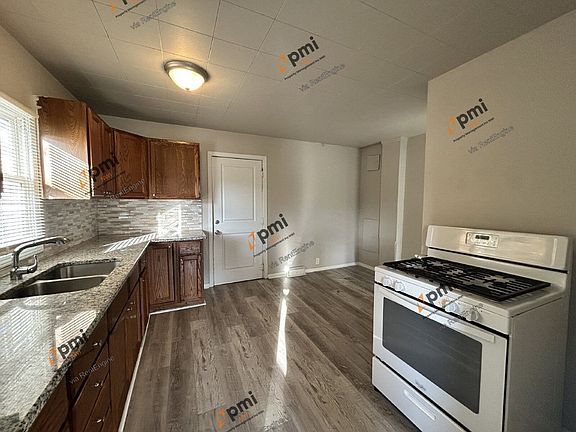 5th image of 292 Hadley Rd