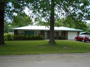 518 C St SE, Miami, OK 74354
