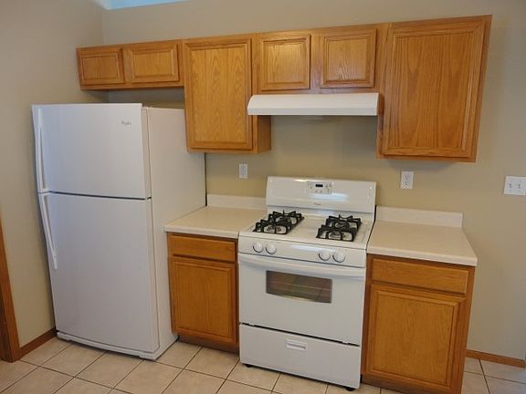 5th image of 3026 Bauer Dr