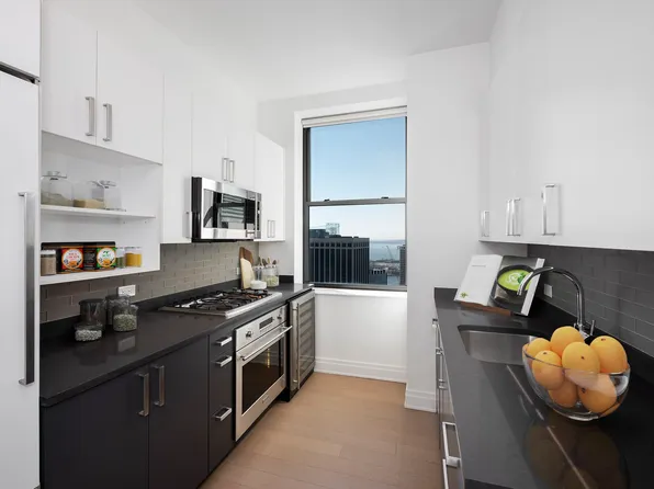 70 Pine Street image 1 of 27